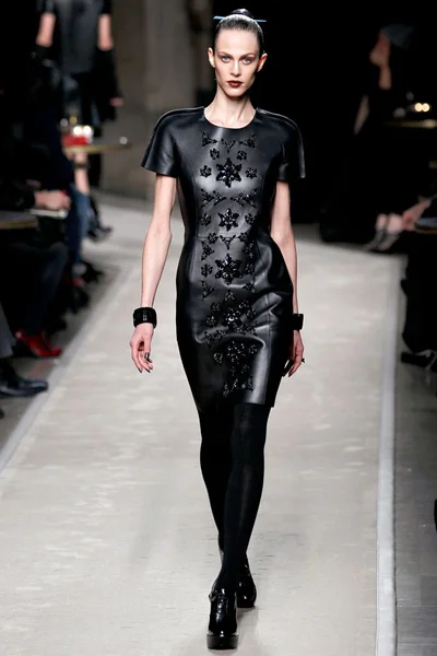 Look 35